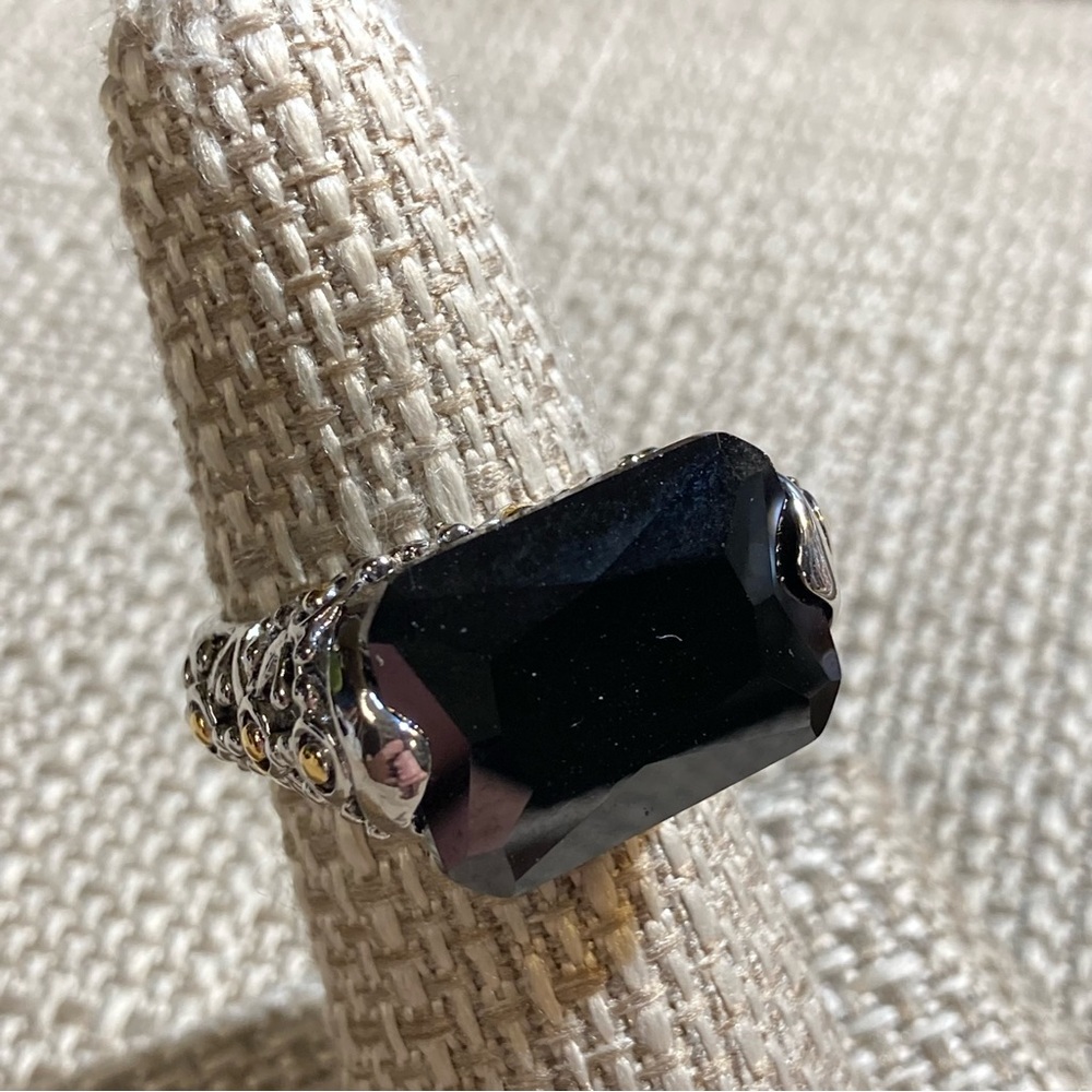 Charcoal Gray Glass Rectangle Stone Cocktail Statement Ring Size 6.5 Silver Tone